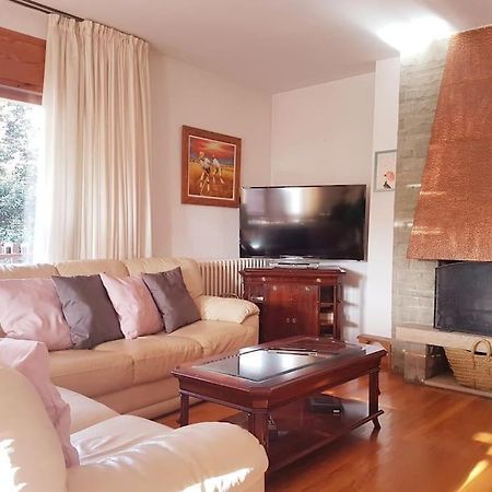 Apartamento Con Encanto Sant Llorenç de Morunys Bagian luar foto