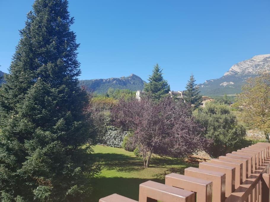 Apartamento Con Encanto Sant Llorenç de Morunys Bagian luar foto